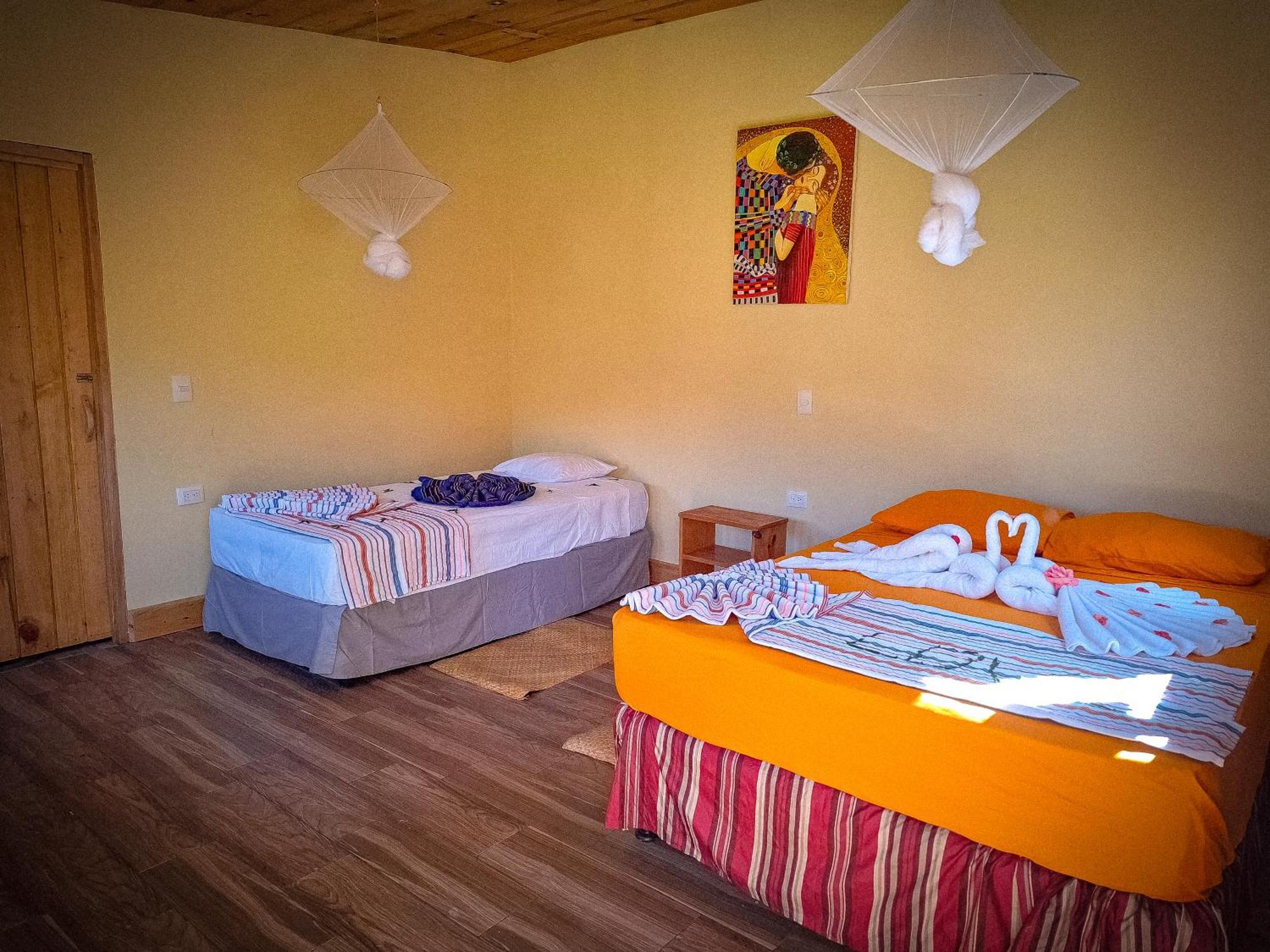Eco-Hotel Mayachik San Juan La Laguna Extérieur photo
