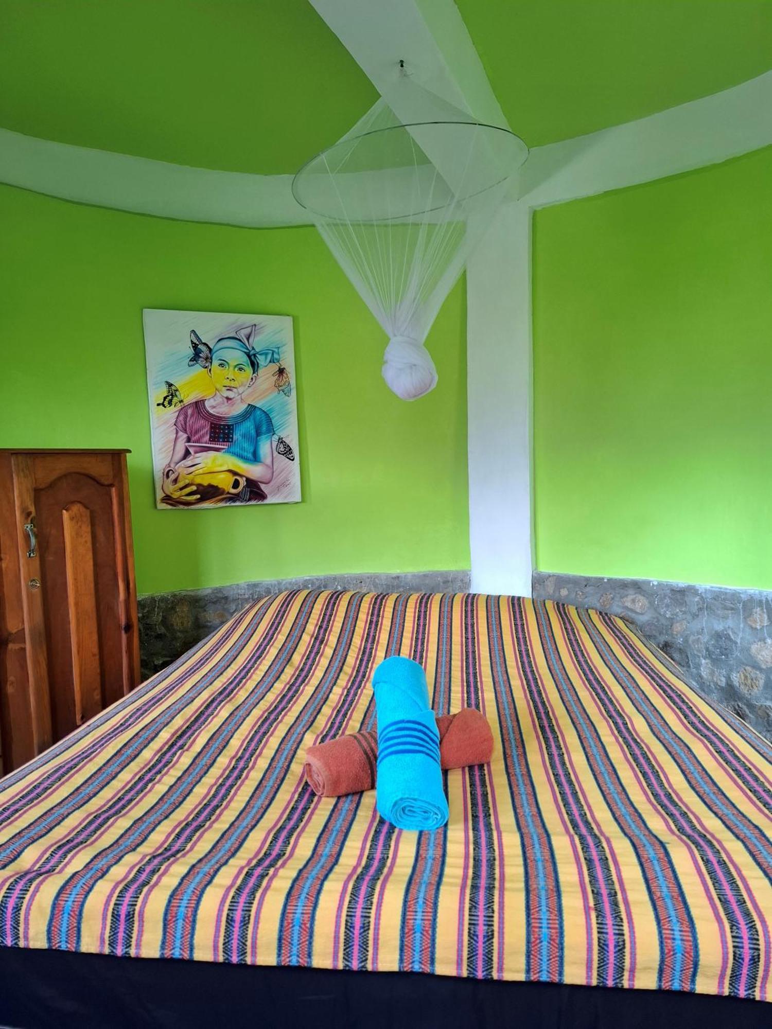 Eco-Hotel Mayachik San Juan La Laguna Extérieur photo